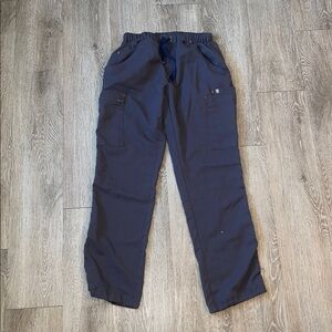 Figs Scrubs Gray Size large  nurse dental